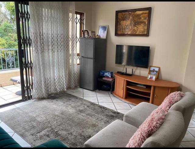 2 BEDROOM PROPERTY TO RENT IN FOURWAYS